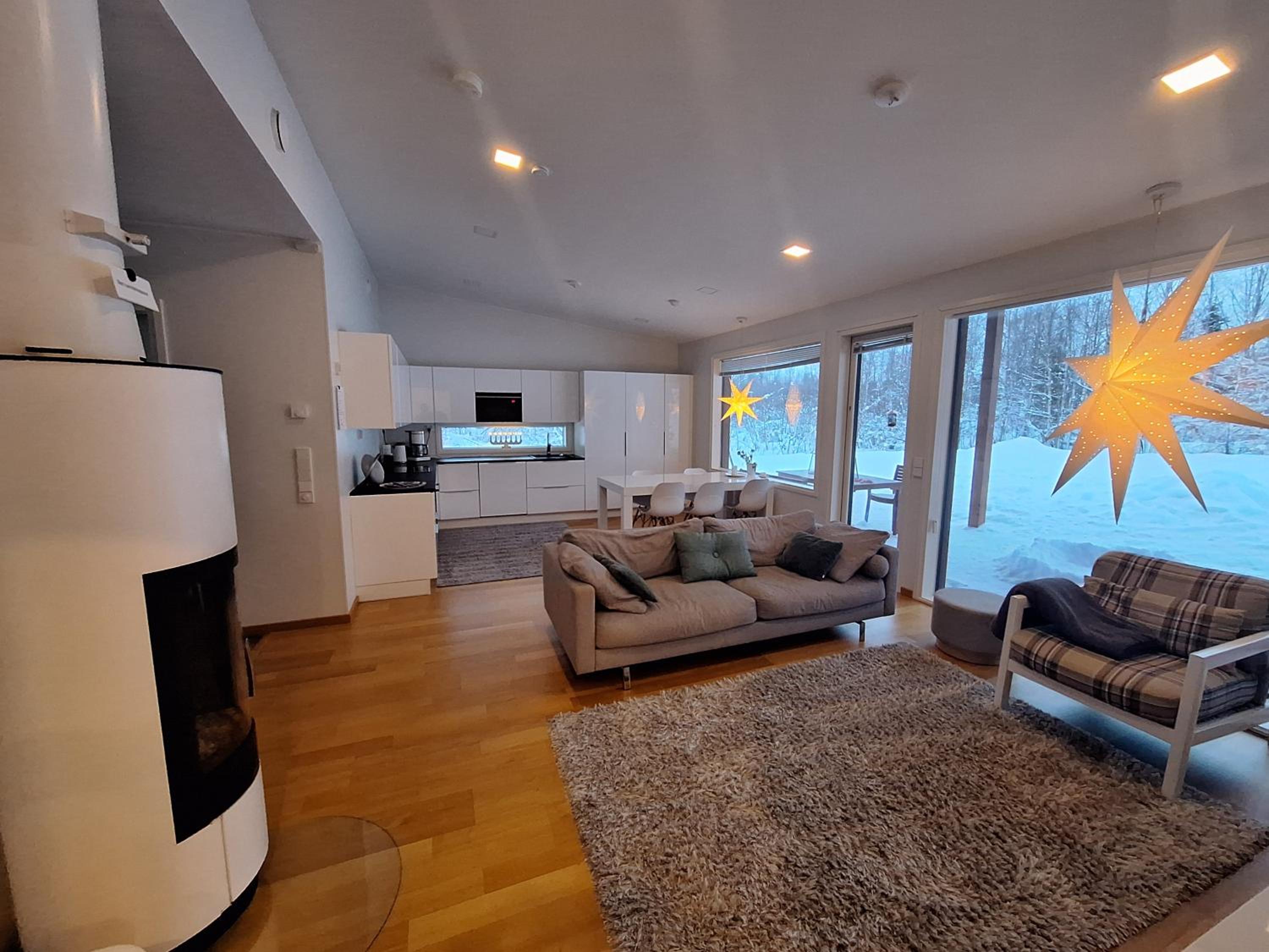 Villa Arctic Light view 4