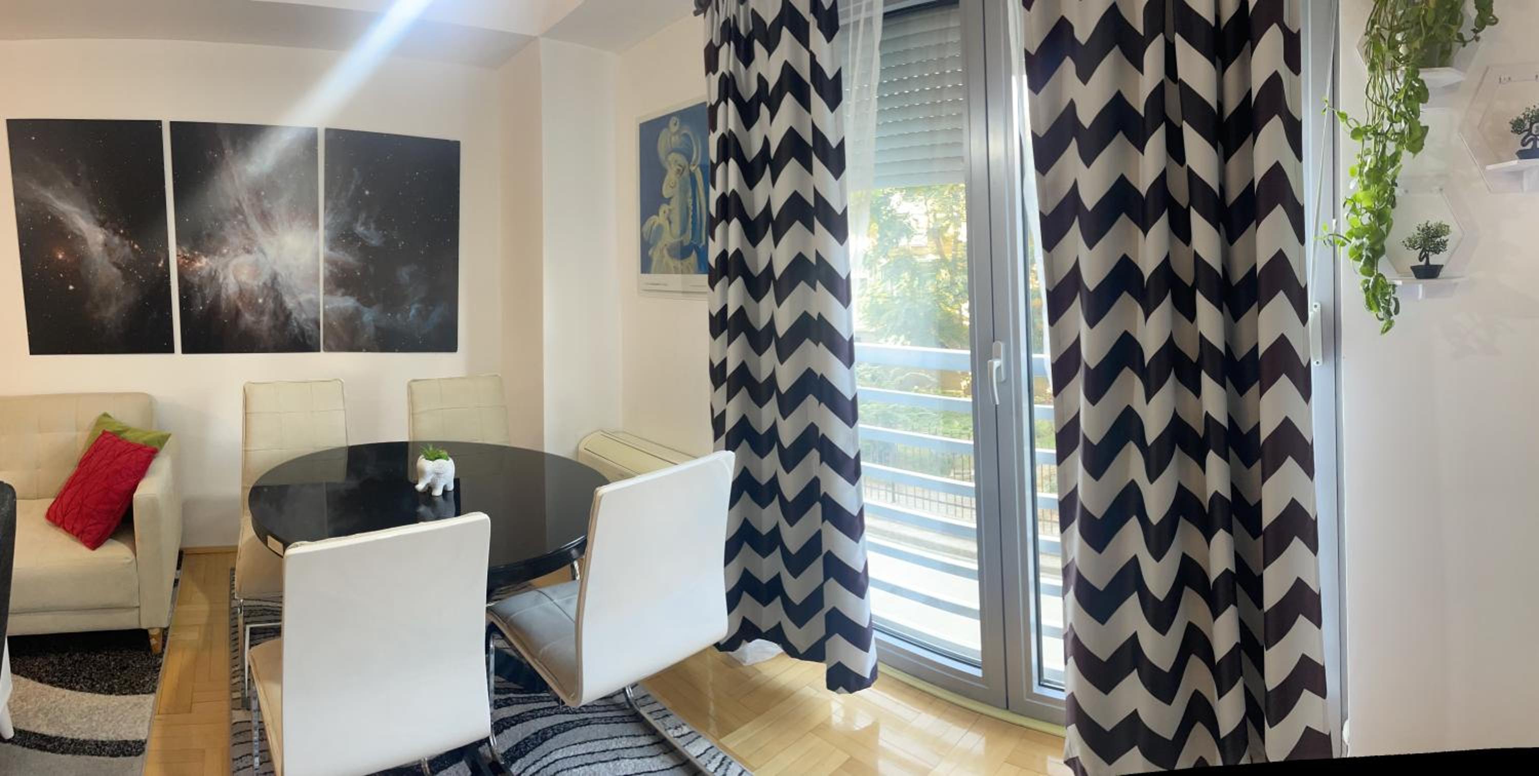 Charming Modern Condo near City Center Free Parking & Fully Equipped