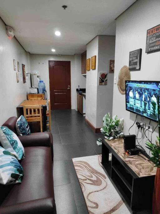 Cozy 2-Bedroom Condominium with balcony