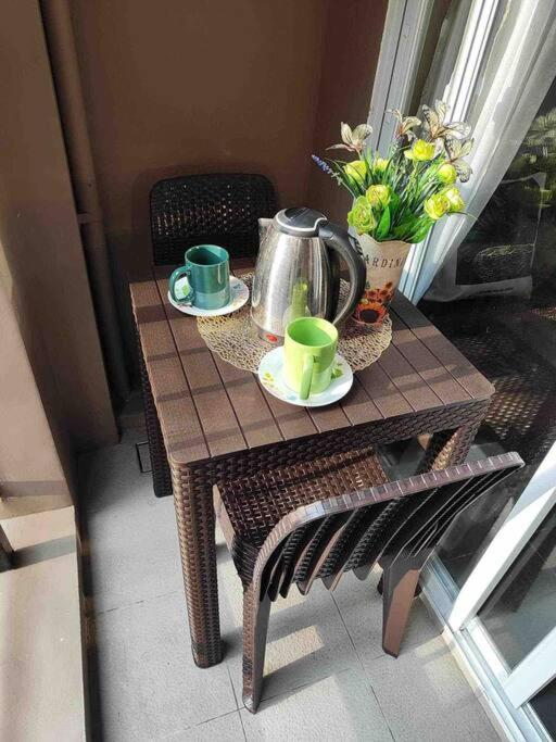 Cozy 2-Bedroom Condominium with balcony
