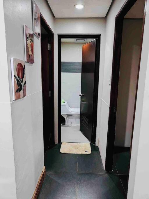 Cozy 2-Bedroom Condominium with balcony