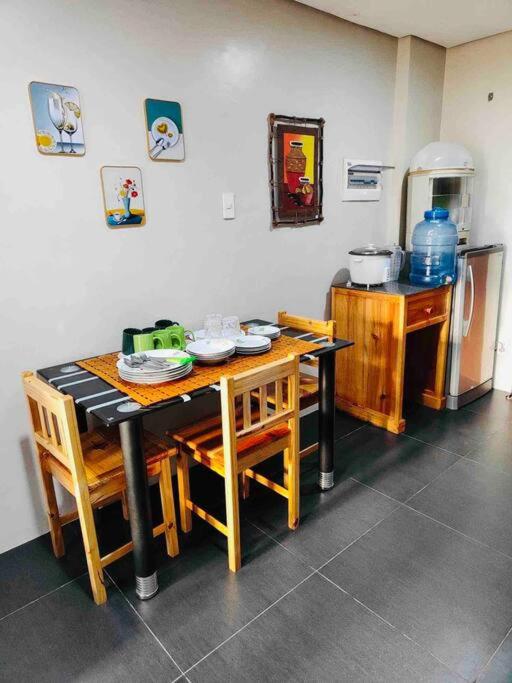 Cozy 2-Bedroom Condominium with balcony