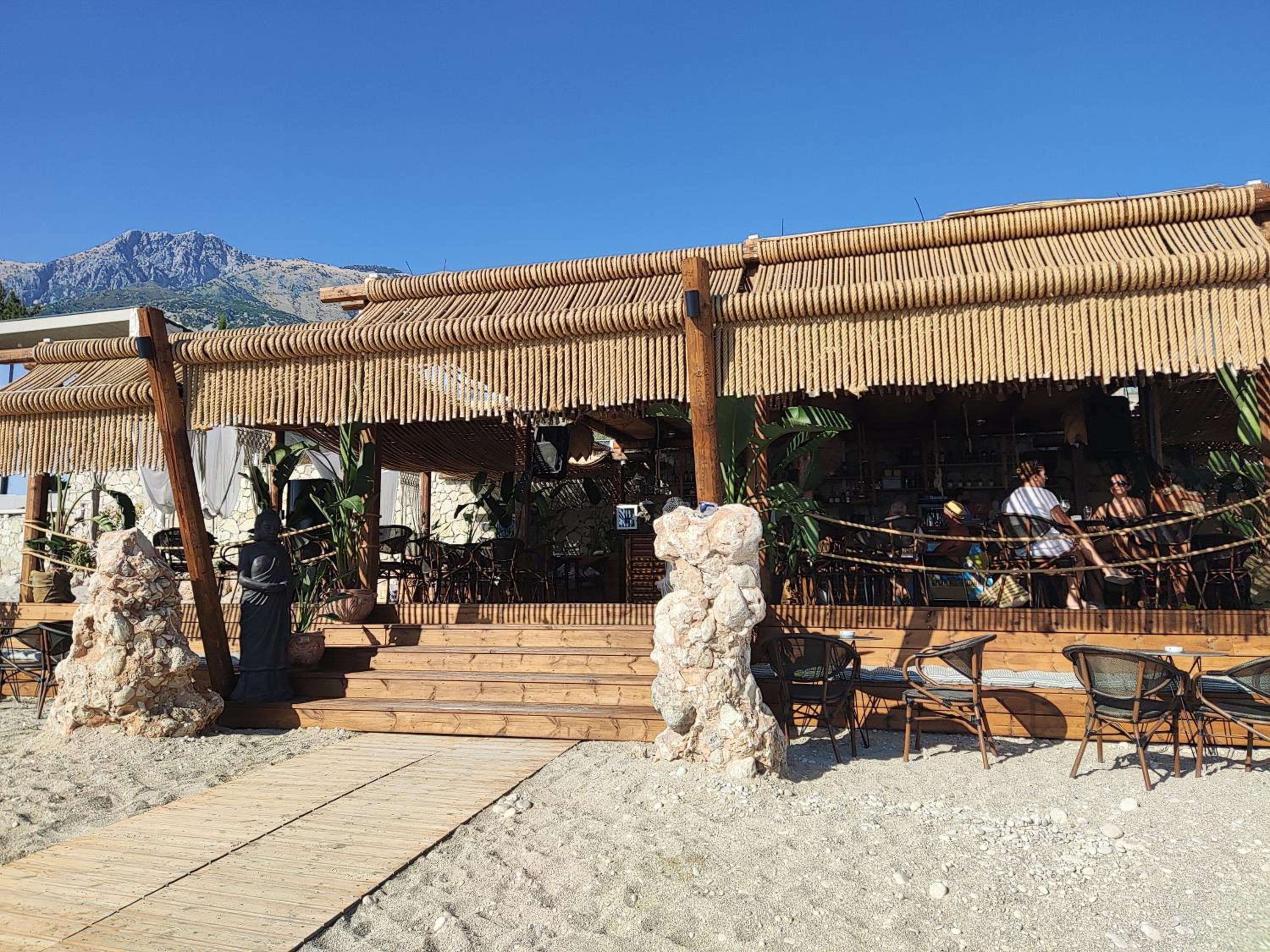 Olea Residence, Luxury sea view apartment with private beach