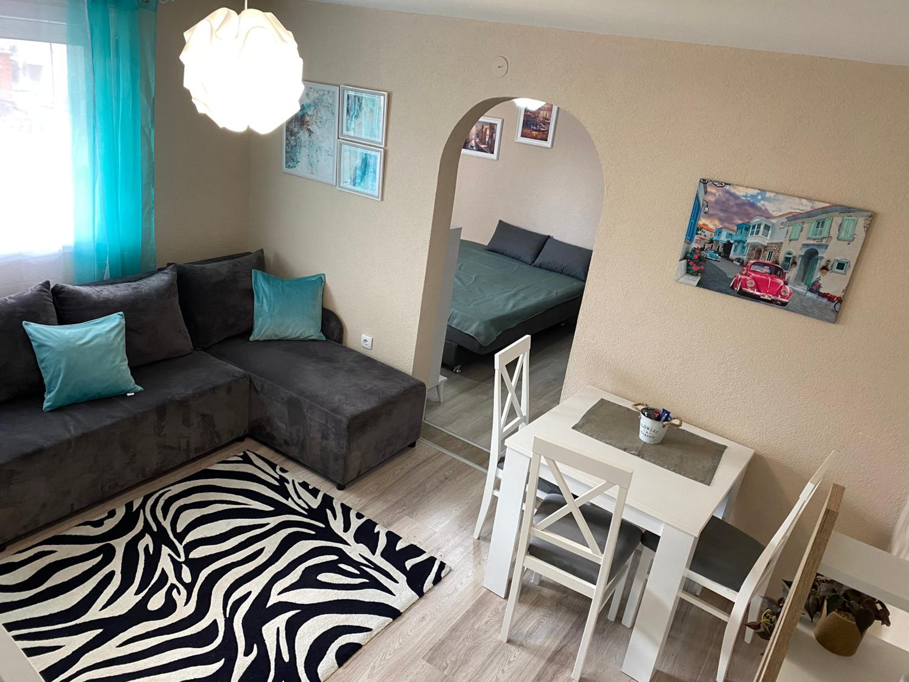 Apartman Happy 4 view 2