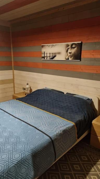 Slim's Cocoon House next to airport for 2à3 pers