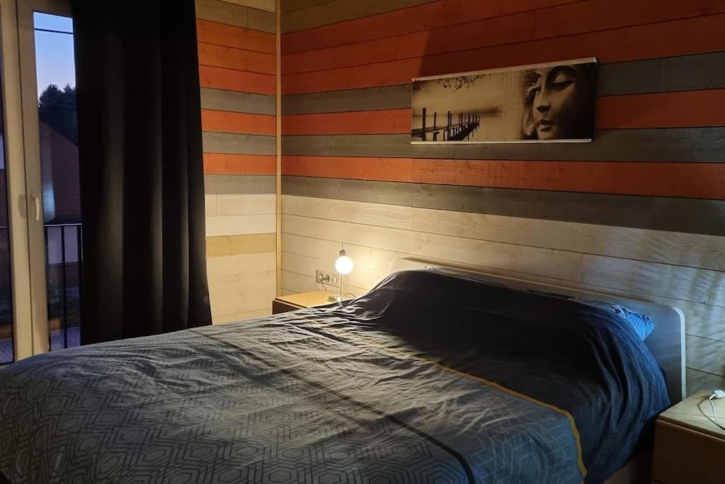 Slim's Cocoon House next to airport for 2à3 pers