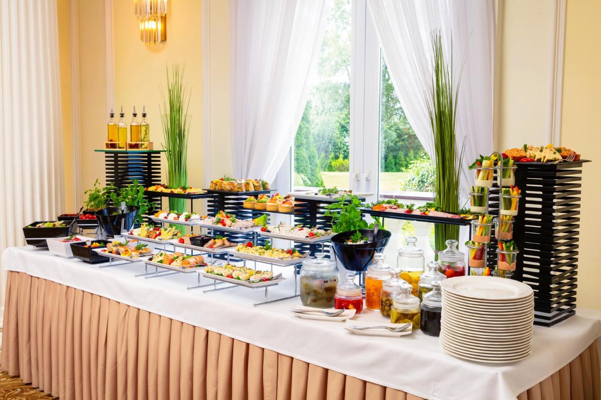 Pałacyk Otrębusy Business & Spa