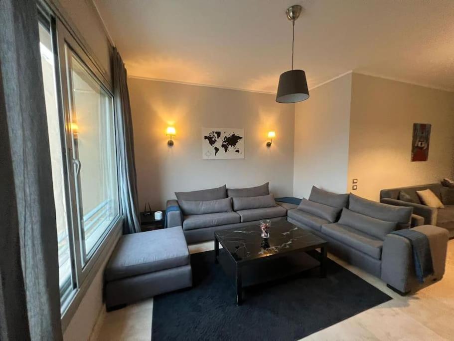 Beautiful & Cozy 1 BR Apartment
