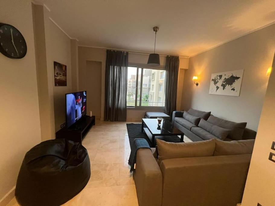 Beautiful & Cozy 1 BR Apartment