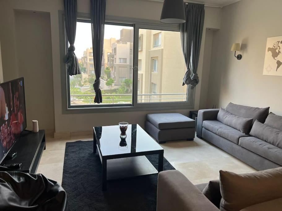 Beautiful & Cozy 1 BR Apartment