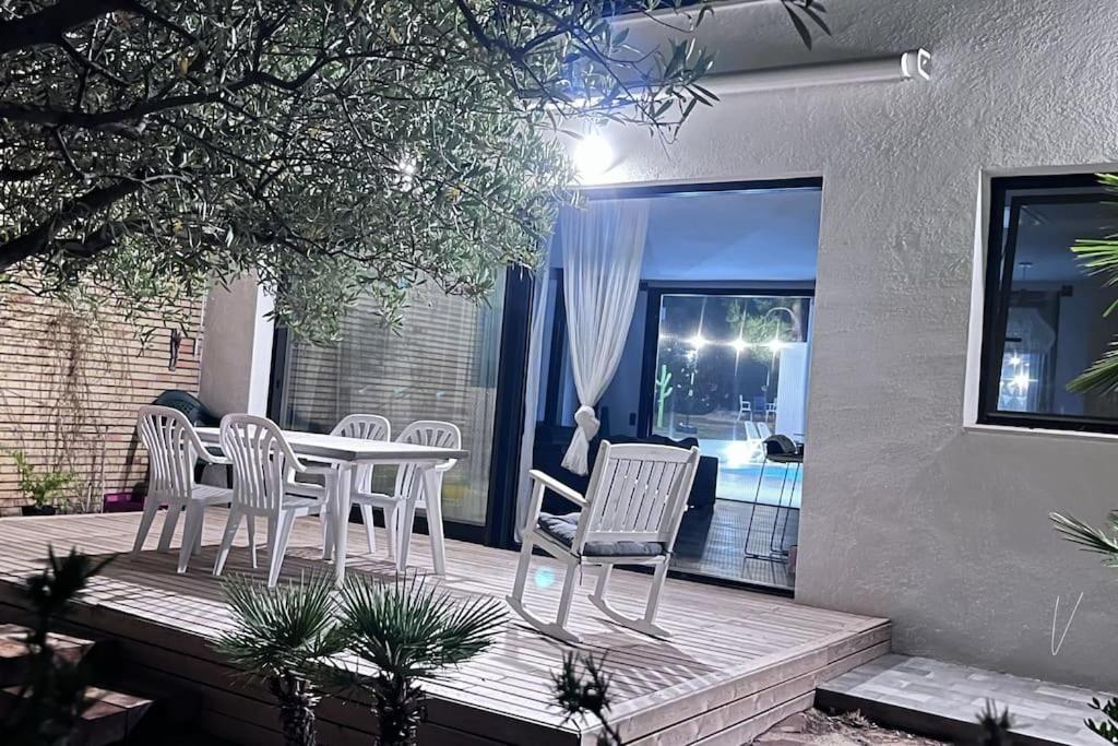 Villa Mediterranean, piscina privada, barbacoa.