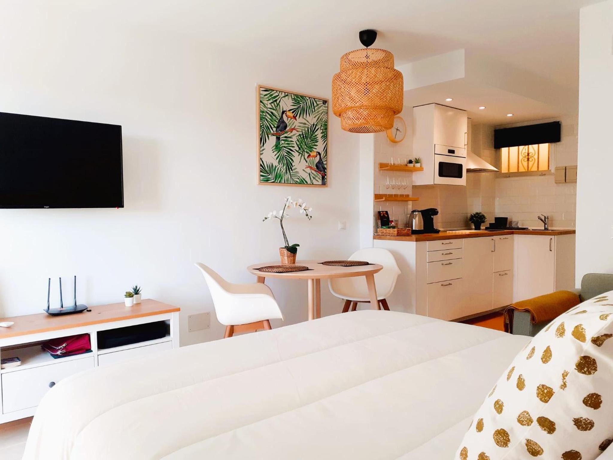 Golden Sunset Sea View Premium Apartment