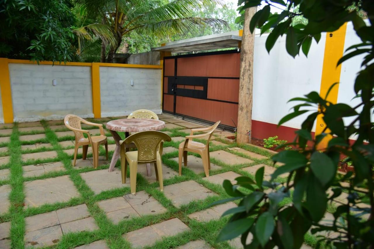 Paradise Yellow Villa