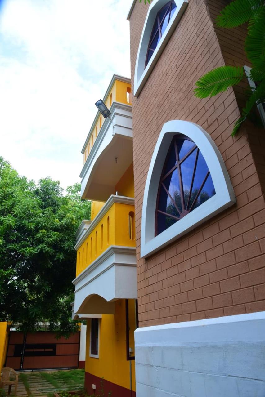 Paradise Yellow Villa