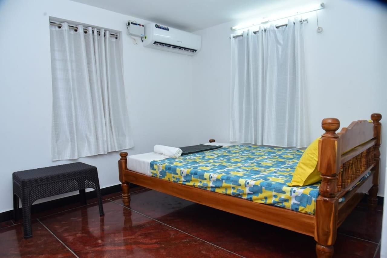 Paradise Yellow Villa