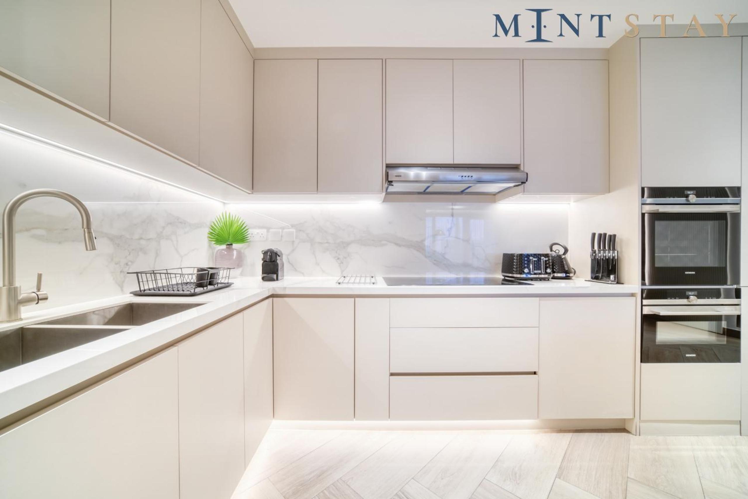 Silverene Tower B, Dubai Marina - Mint Stay