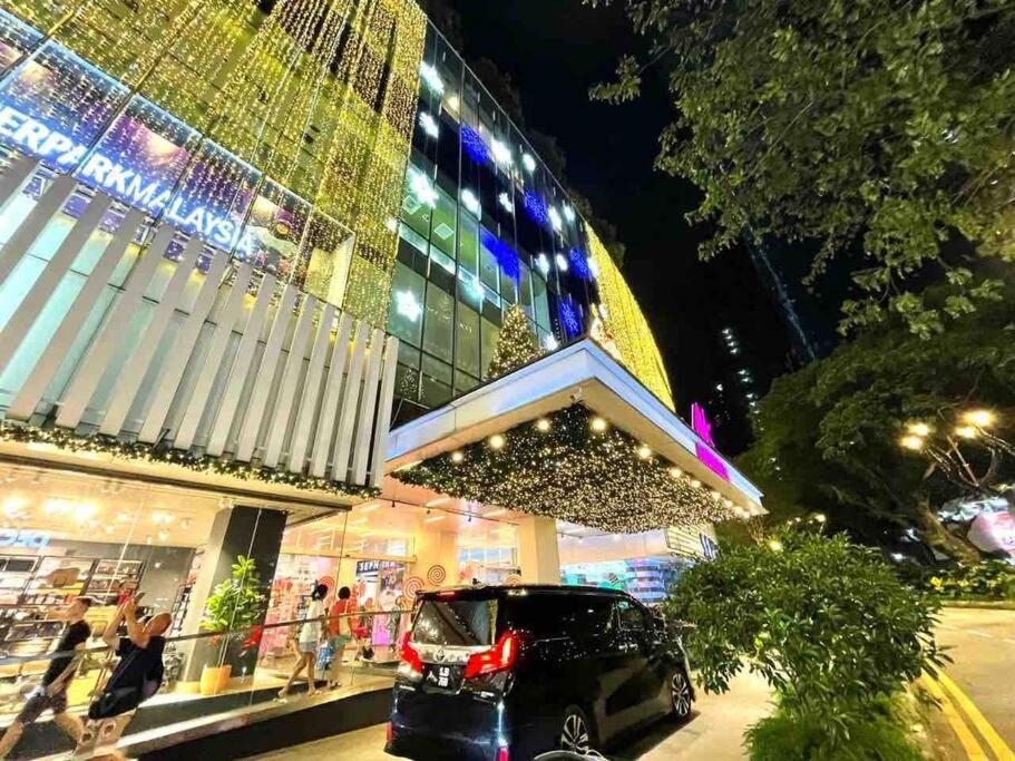 1 min to KLCC Twin Tower