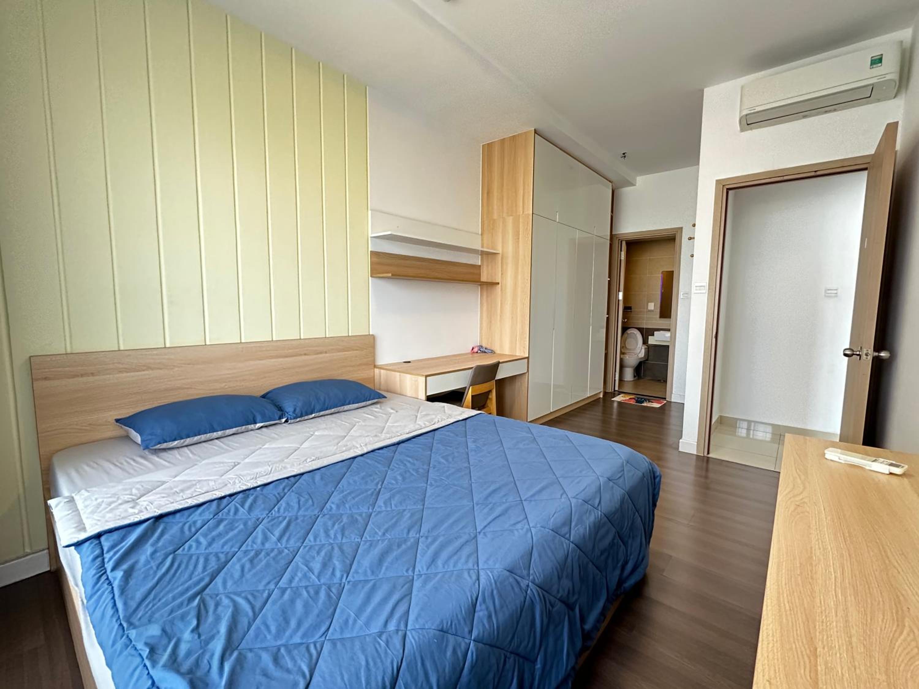 2 Bedrooms At The Sun Avenue In The Center Of District 2 With Overflow Swimming Pool