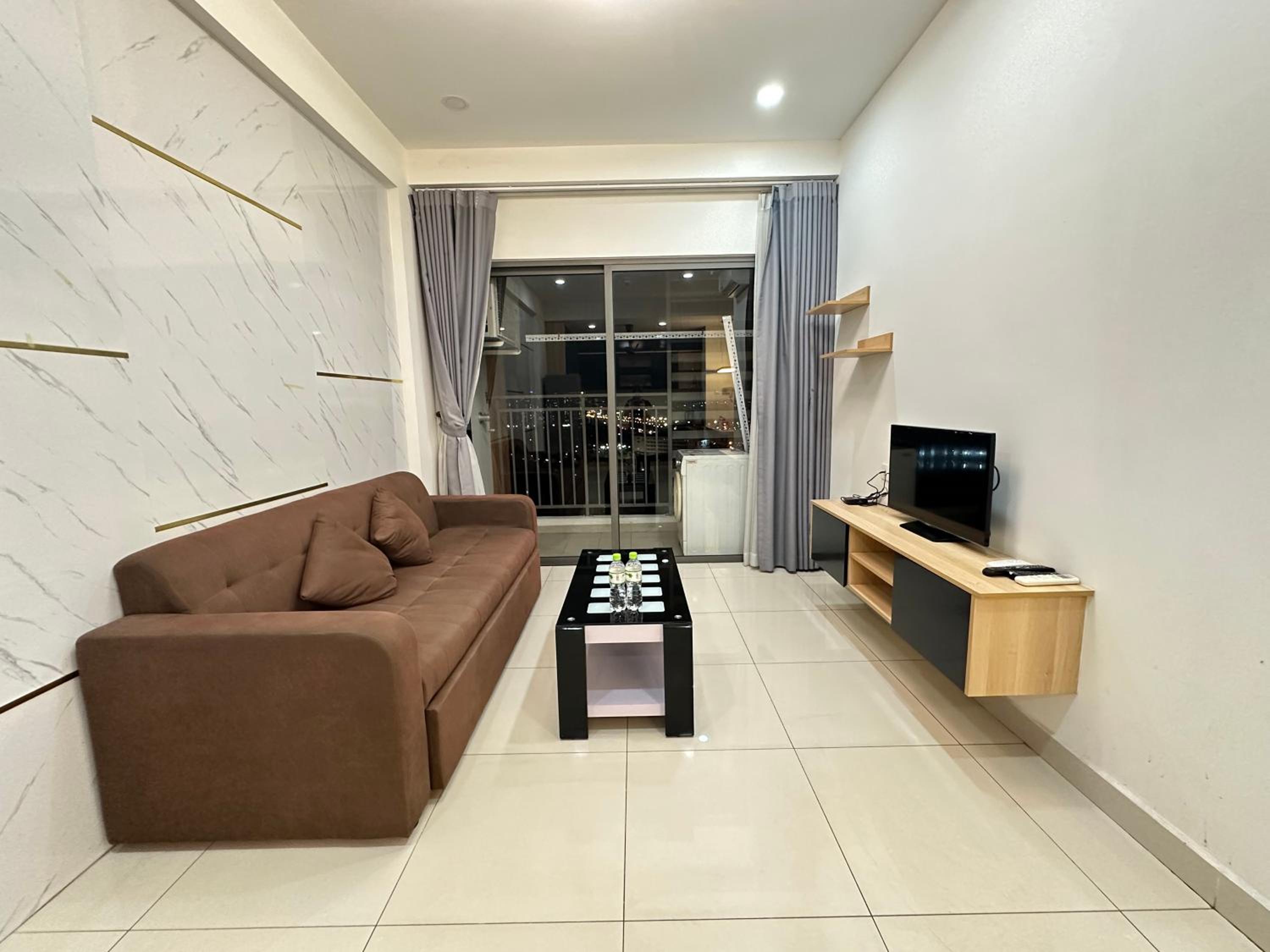 2 Bedrooms At The Sun Avenue In The Center Of District 2 With Overflow Swimming Pool