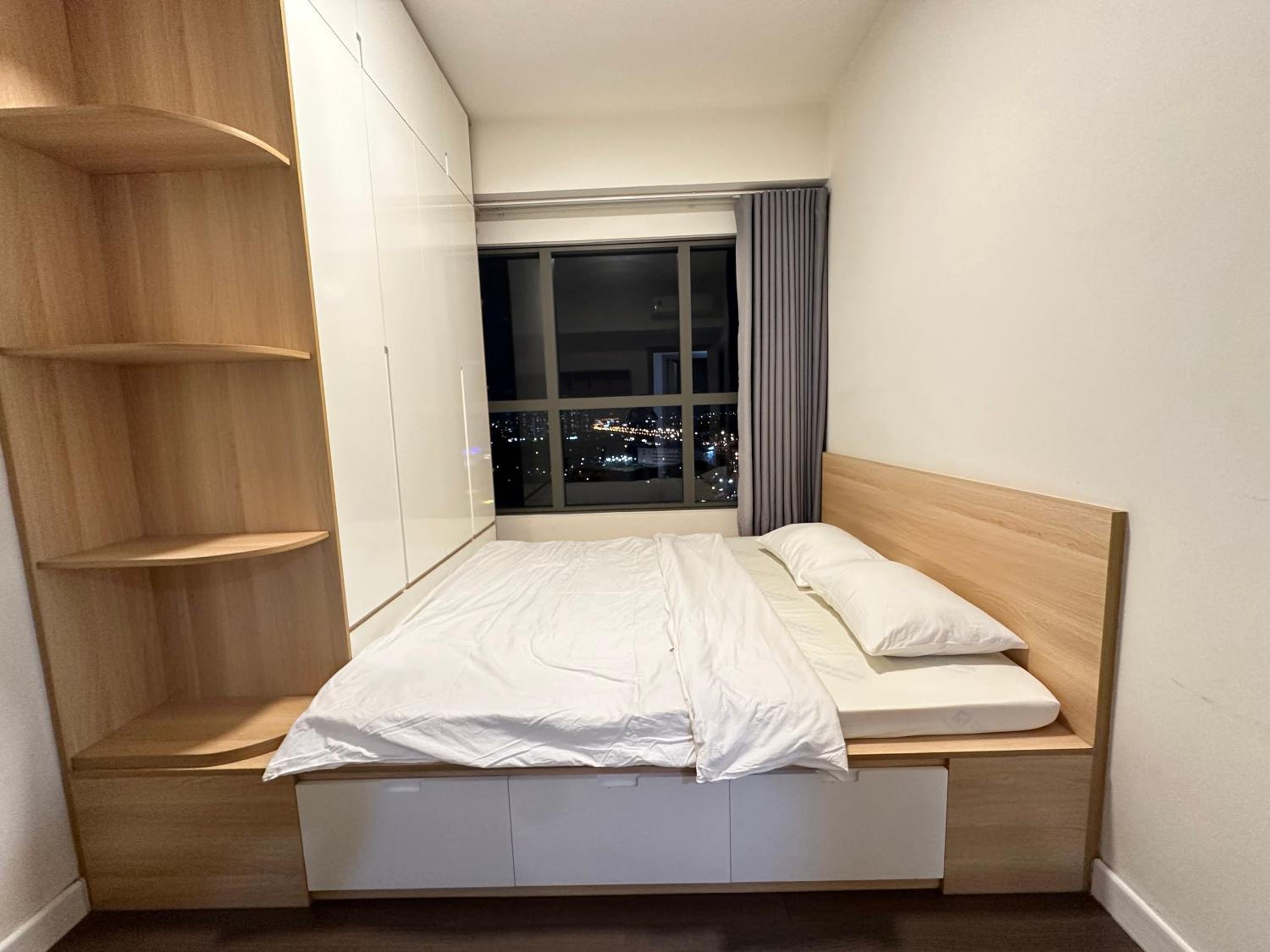 2 Bedrooms At The Sun Avenue In The Center Of District 2 With Overflow Swimming Pool