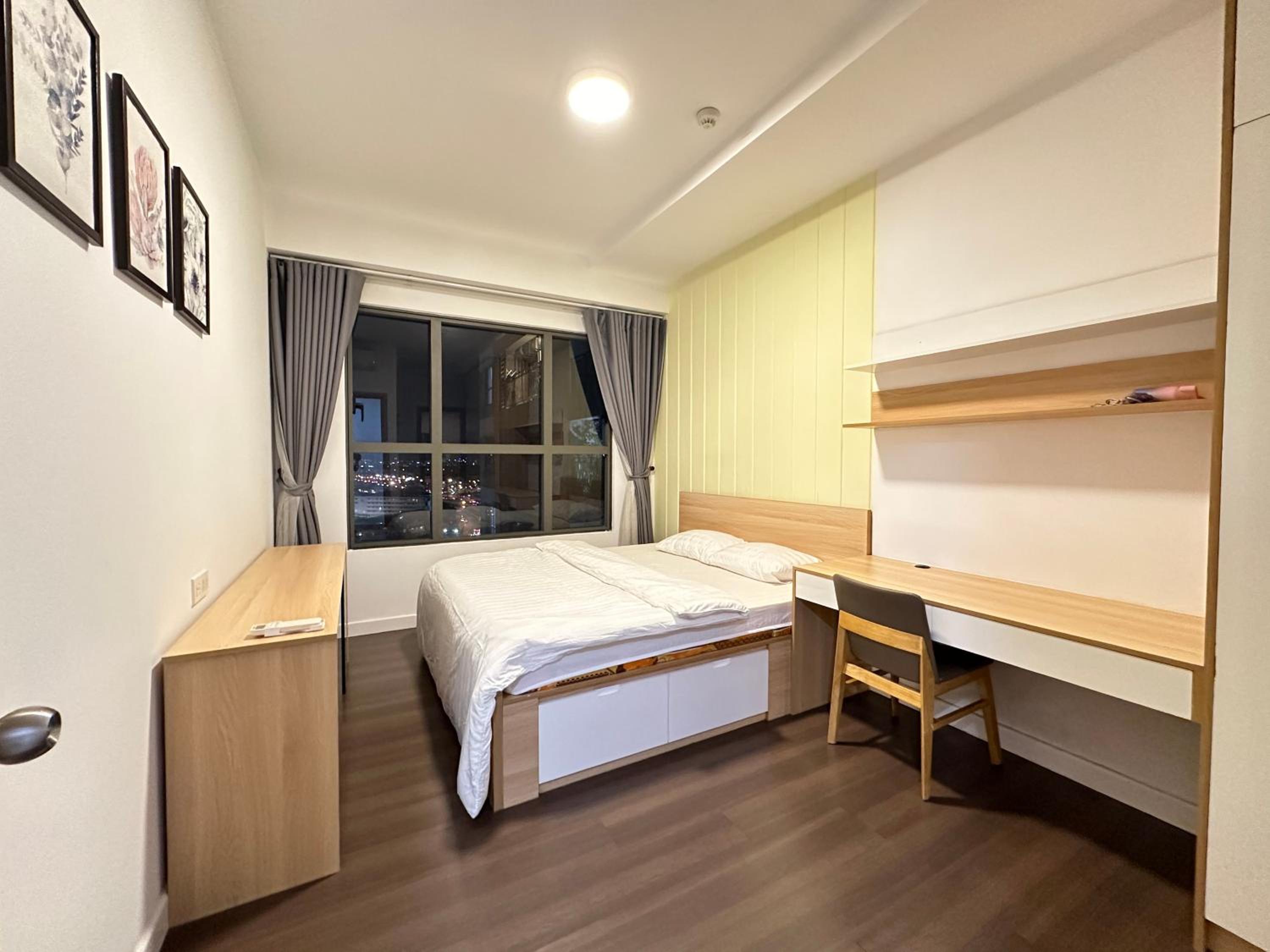 2 Bedrooms At The Sun Avenue In The Center Of District 2 With Overflow Swimming Pool