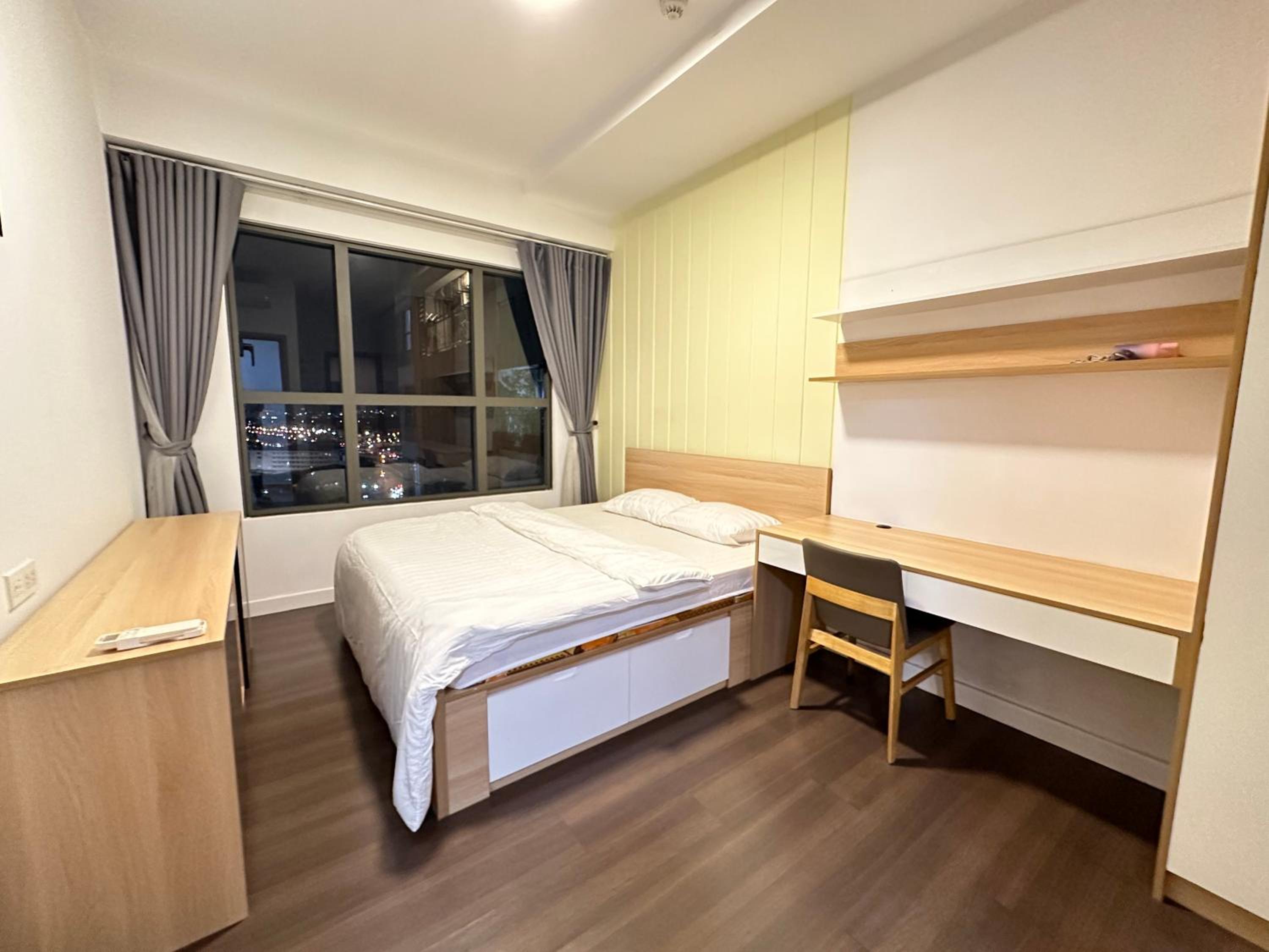 2 Bedrooms At The Sun Avenue In The Center Of District 2 With Overflow Swimming Pool