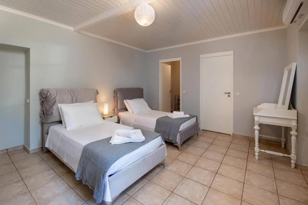 Elisabetta Villa by PaxosRetreats photo 4