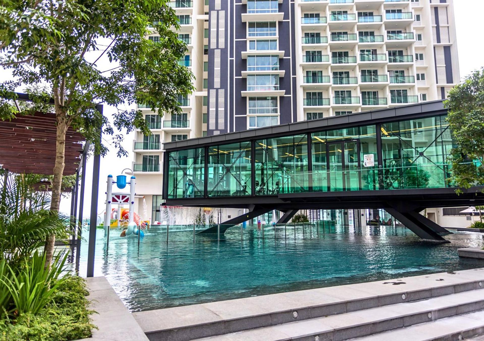 NEW! The Shore l 3BR l 6-11pax l Direct Mall Access l City Centre l River View l Jonker Street by Jay Stay Management photo 5