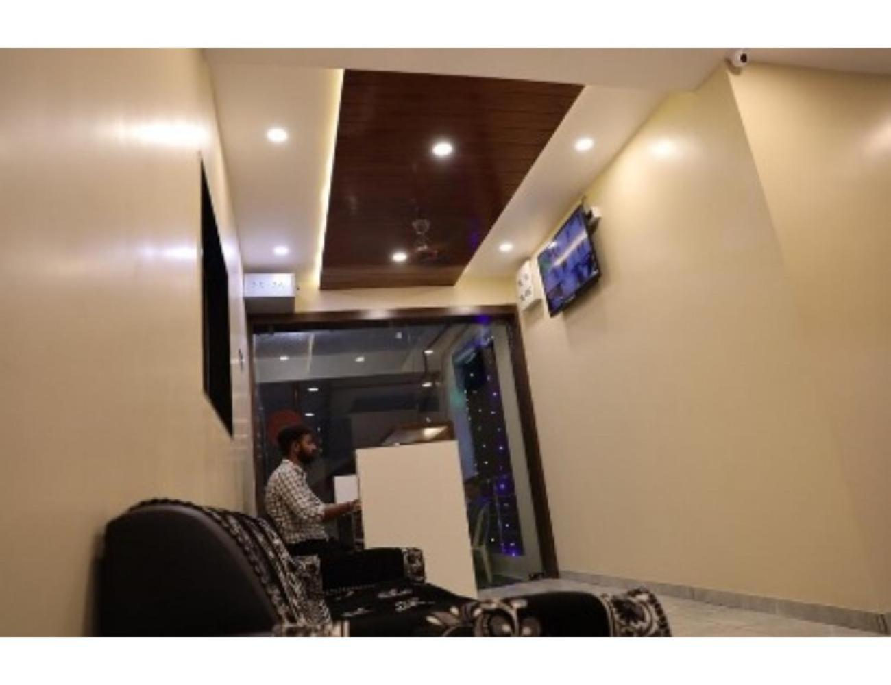 Hotel The Pill, Bhavnagar view 2