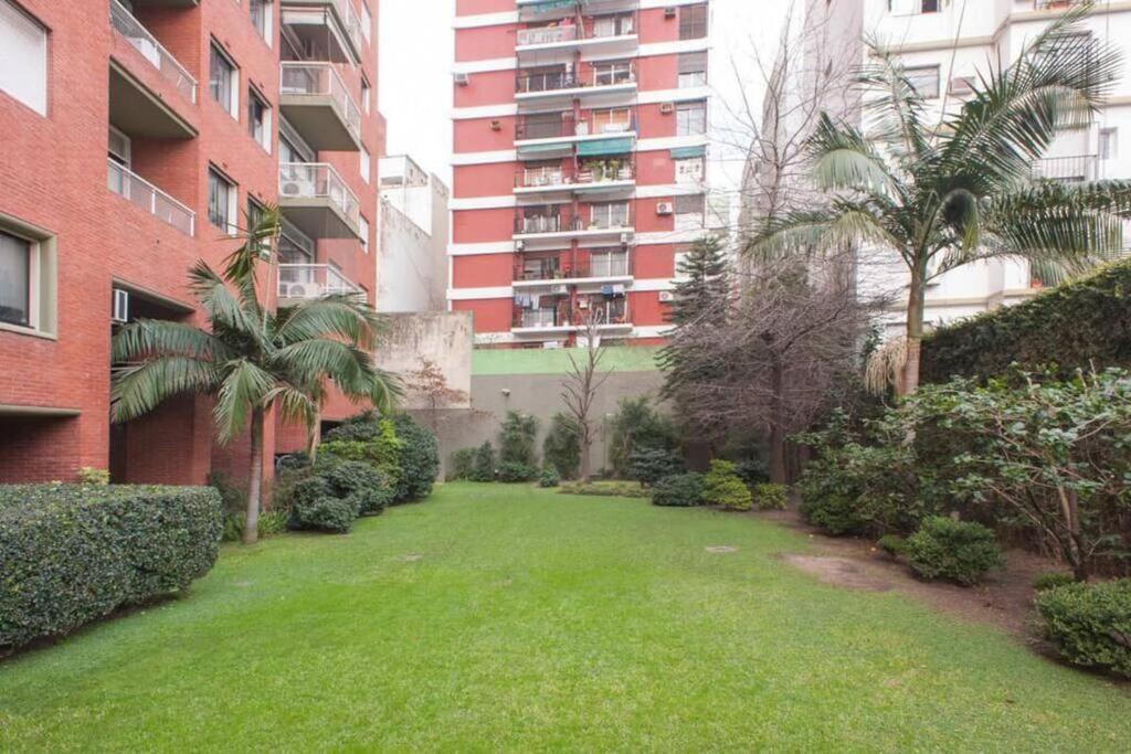 EN EL CORAZON DE PALERMO SOHO Hermoso Depto familiar para 4 con gran piscina y jardín con Seguridad 24 HS COCHERA APARTE OPCIONAL EN EL EDIFICIO