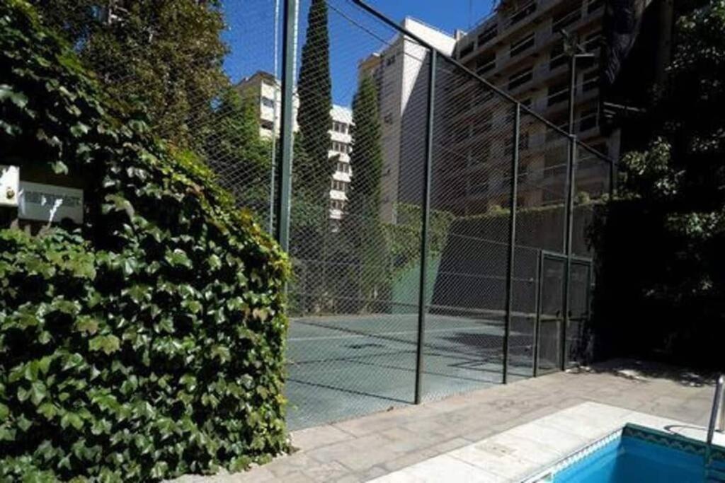 EN EL CORAZON DE PALERMO SOHO Hermoso Depto familiar para 4 con gran piscina y jardín con Seguridad 24 HS COCHERA APARTE OPCIONAL EN EL EDIFICIO