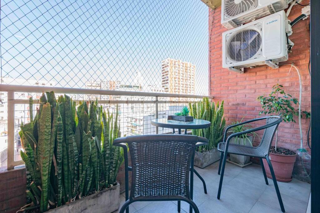 EN EL CORAZON DE PALERMO SOHO Hermoso Depto familiar para 4 con gran piscina y jardín con Seguridad 24 HS COCHERA APARTE OPCIONAL EN EL EDIFICIO
