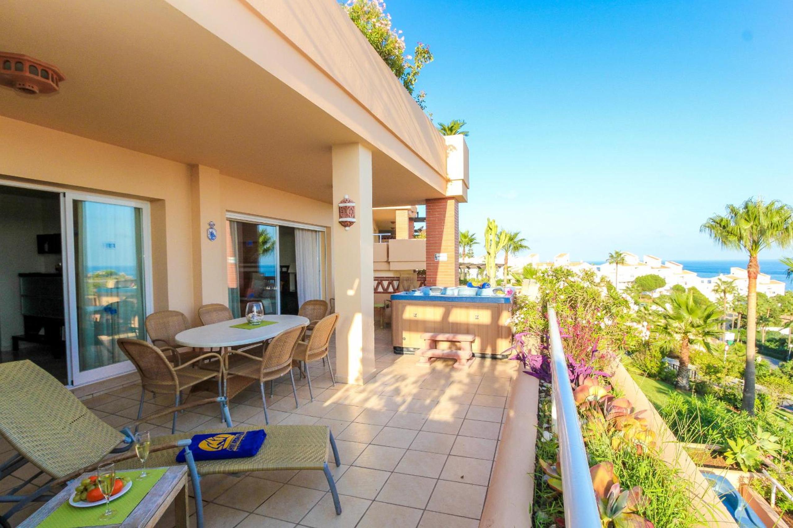 Malibu Mansions with private hot tub