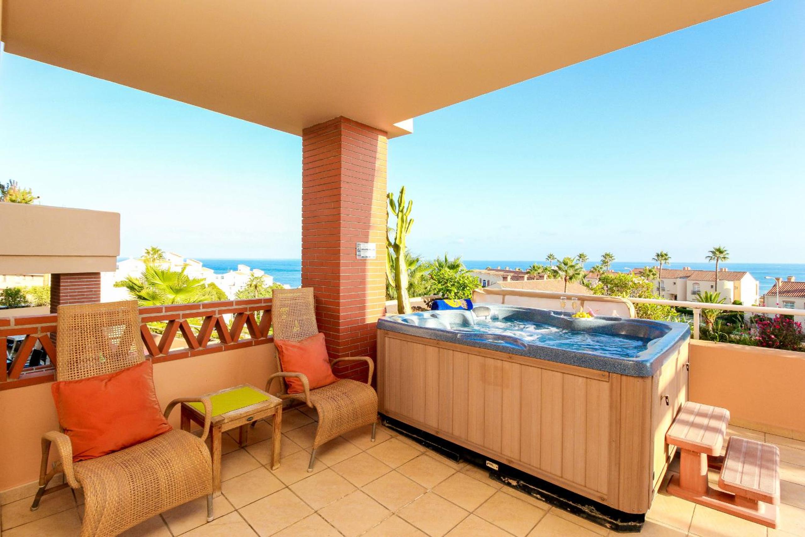 Malibu Mansions with private hot tub