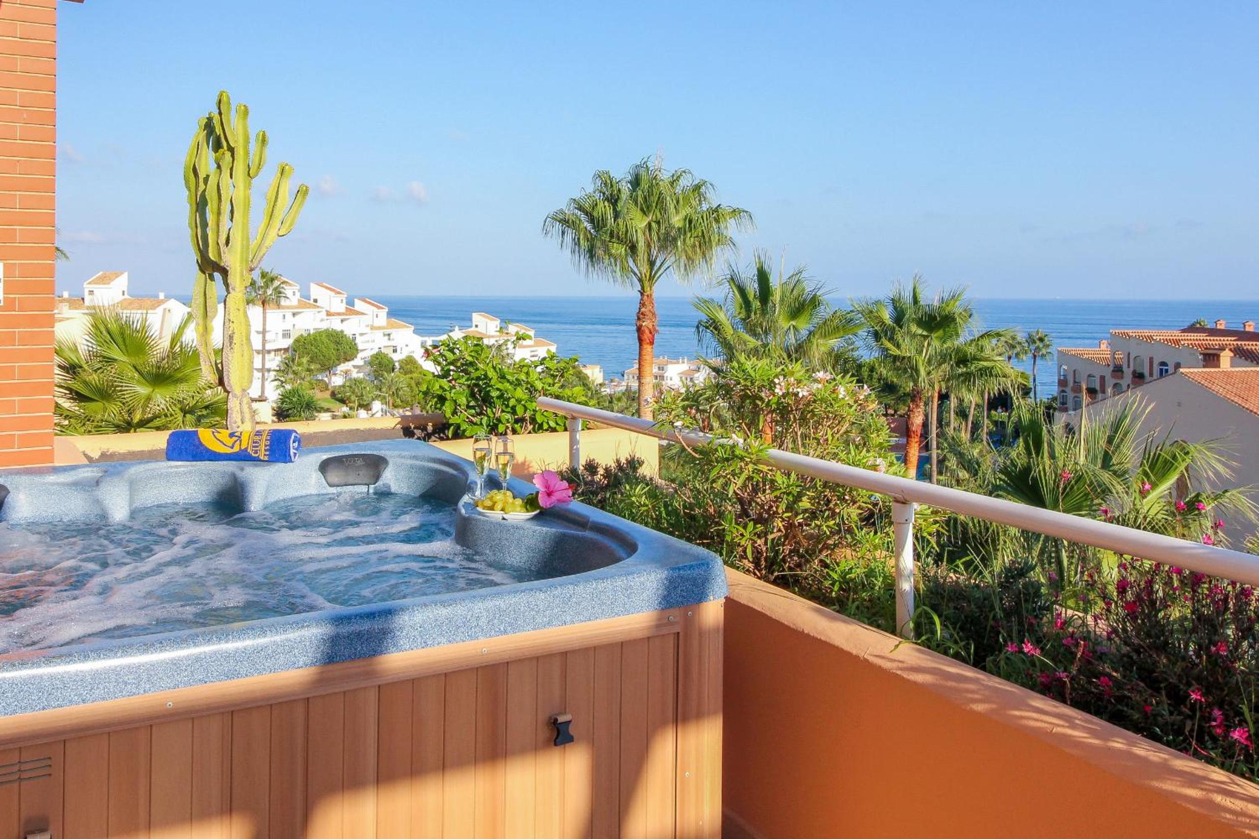 Malibu Mansions with private hot tub