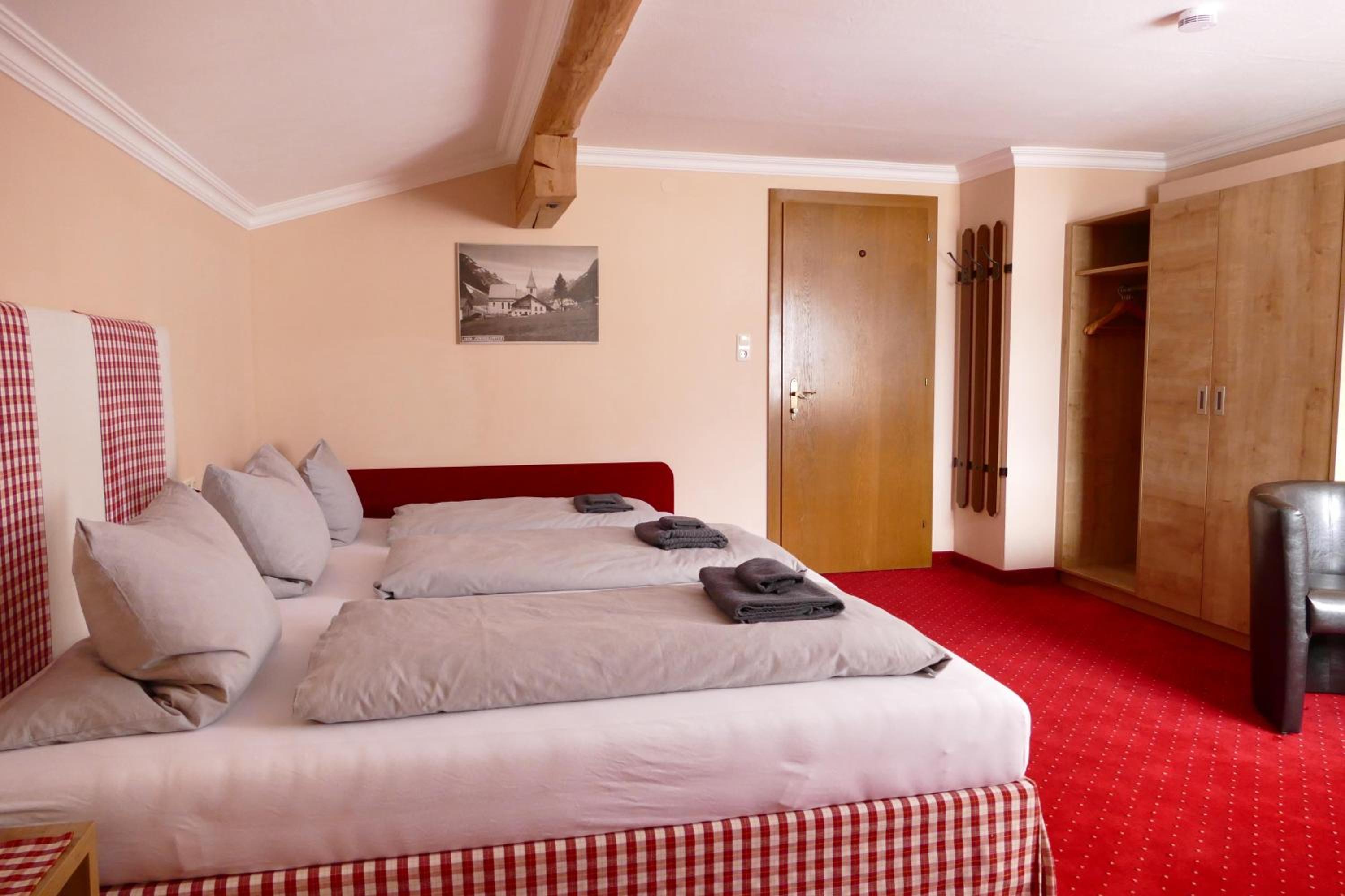 Pension DORFPLATZL Pitztal
