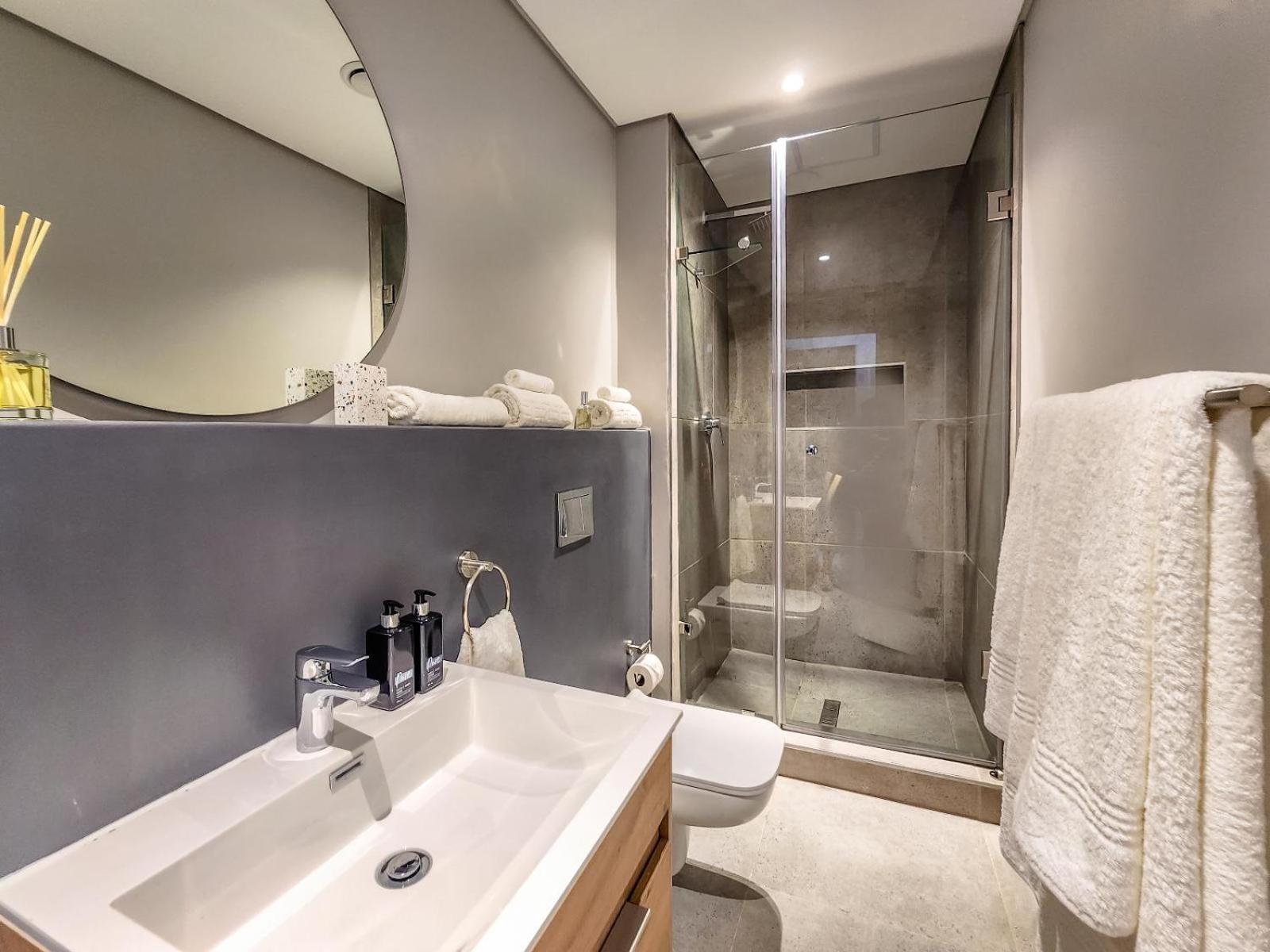Albany - Sea Point Accommodation
