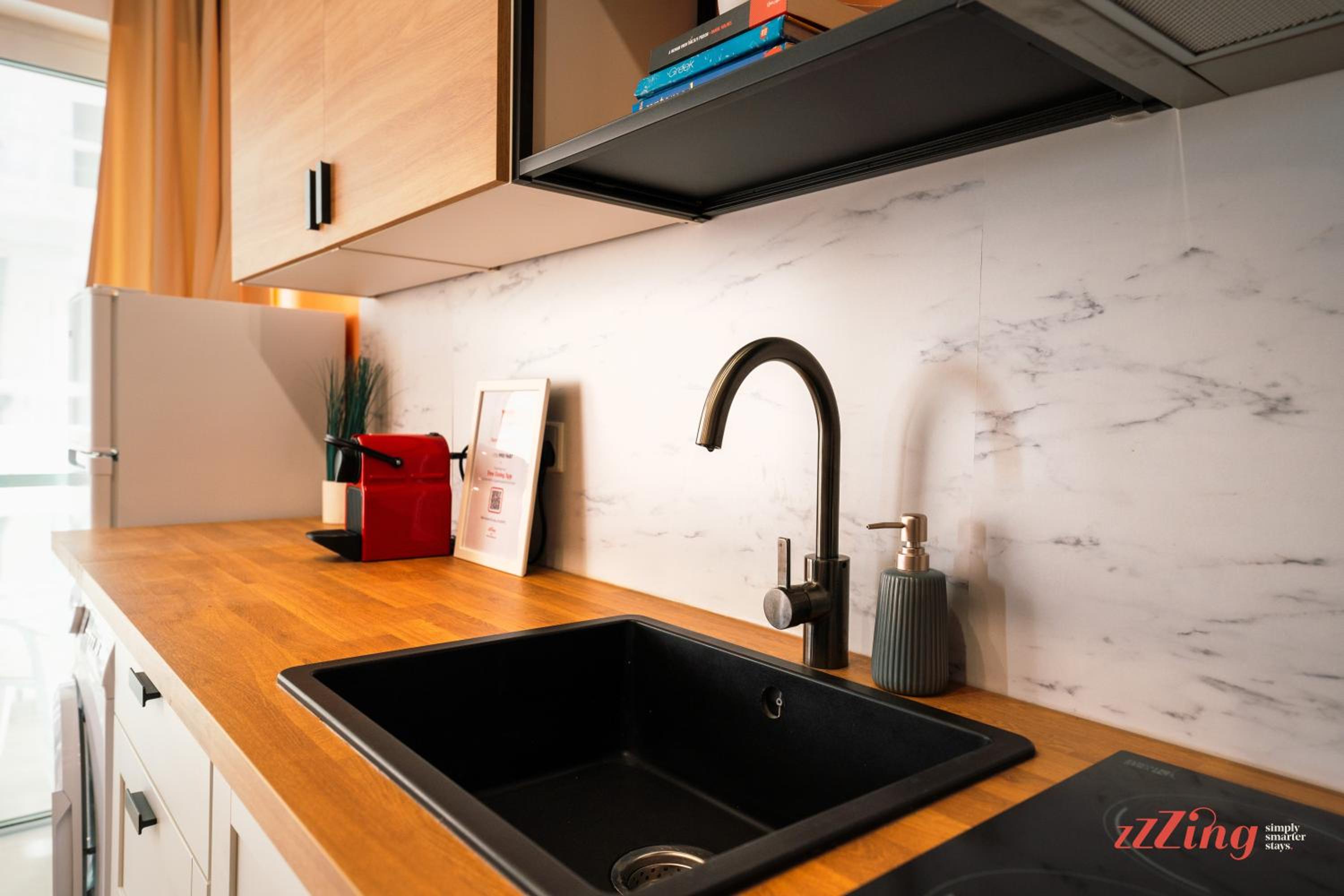 Stylish Duplex Holiday Retreat photo 3