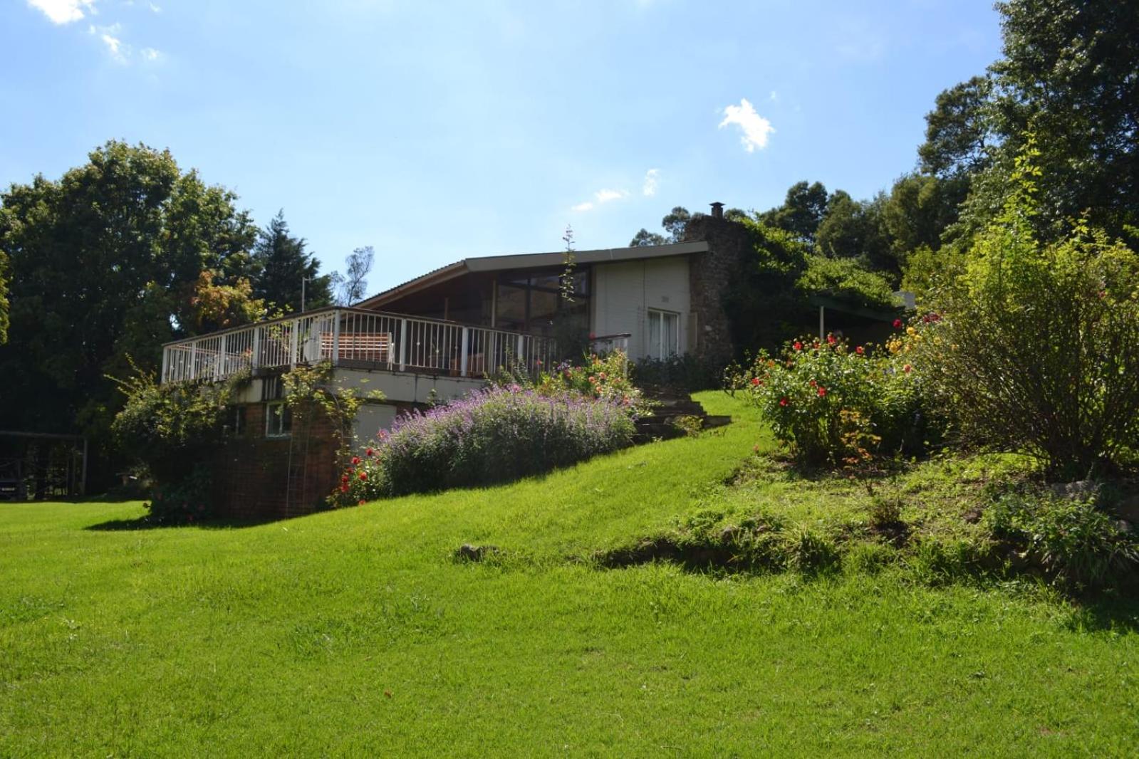 Thekwane Nest and Ondini Self catering cottages view 2