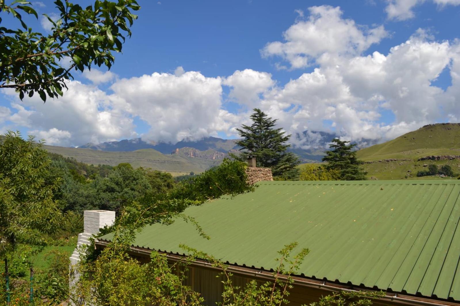Thekwane Nest and Ondini Self catering cottages view 3
