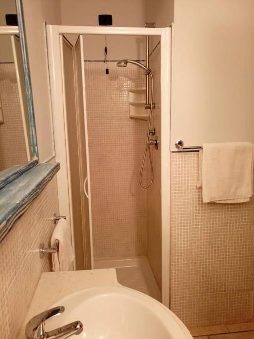 Apartamento Djadsal Moradias L01 próximo à praia