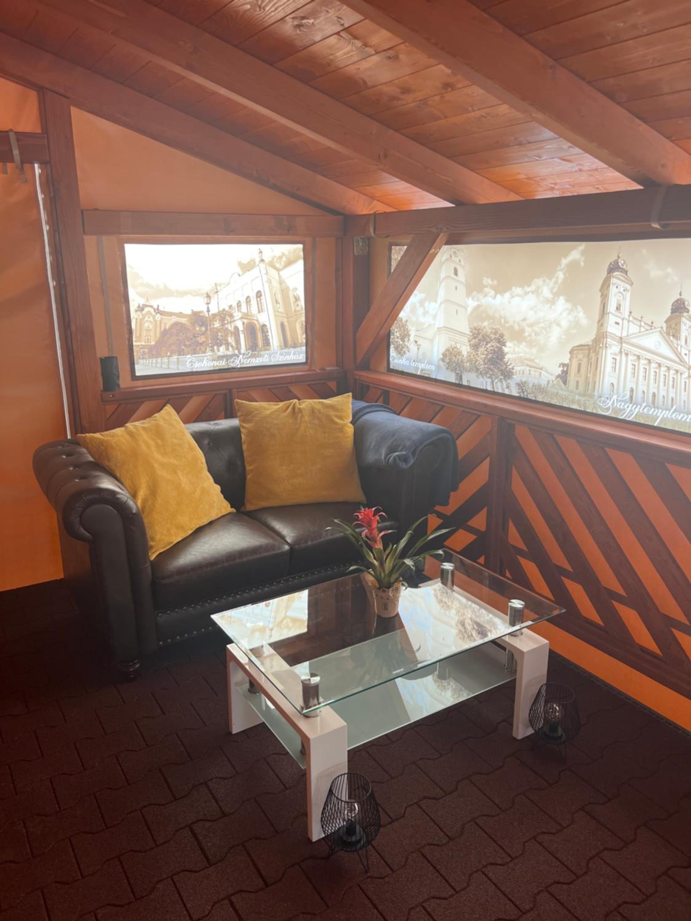 ESZLA 1 Apartman Free large secure parking view 4