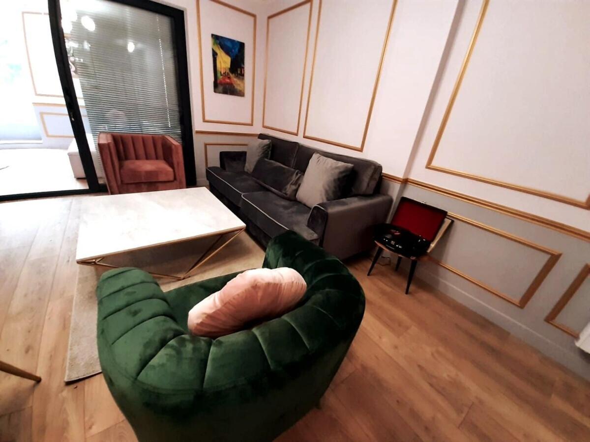 Da Vinci Apartment Paris Montmartre