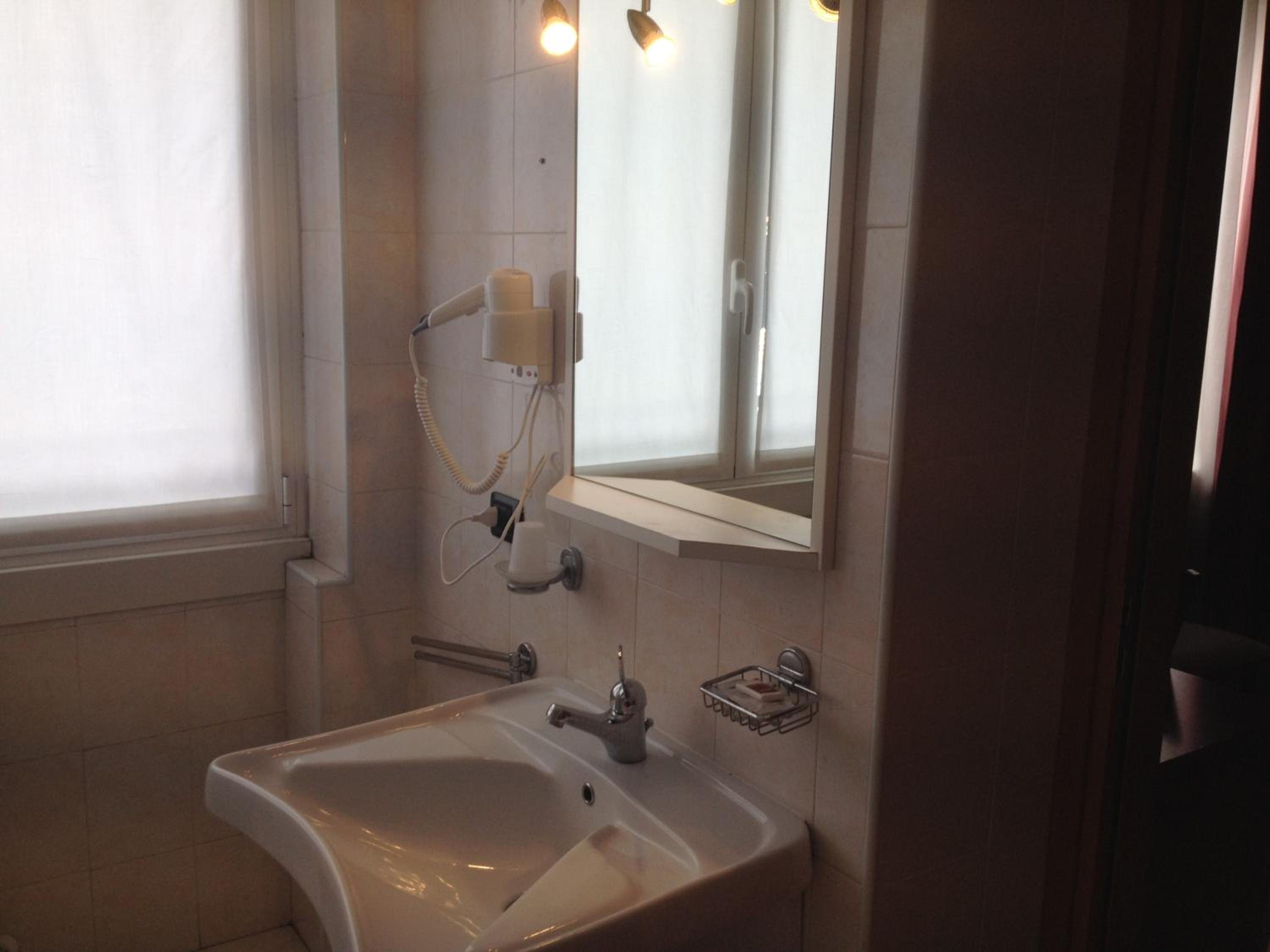 Varese Vacations - Hotel Belforte - Property Image 6