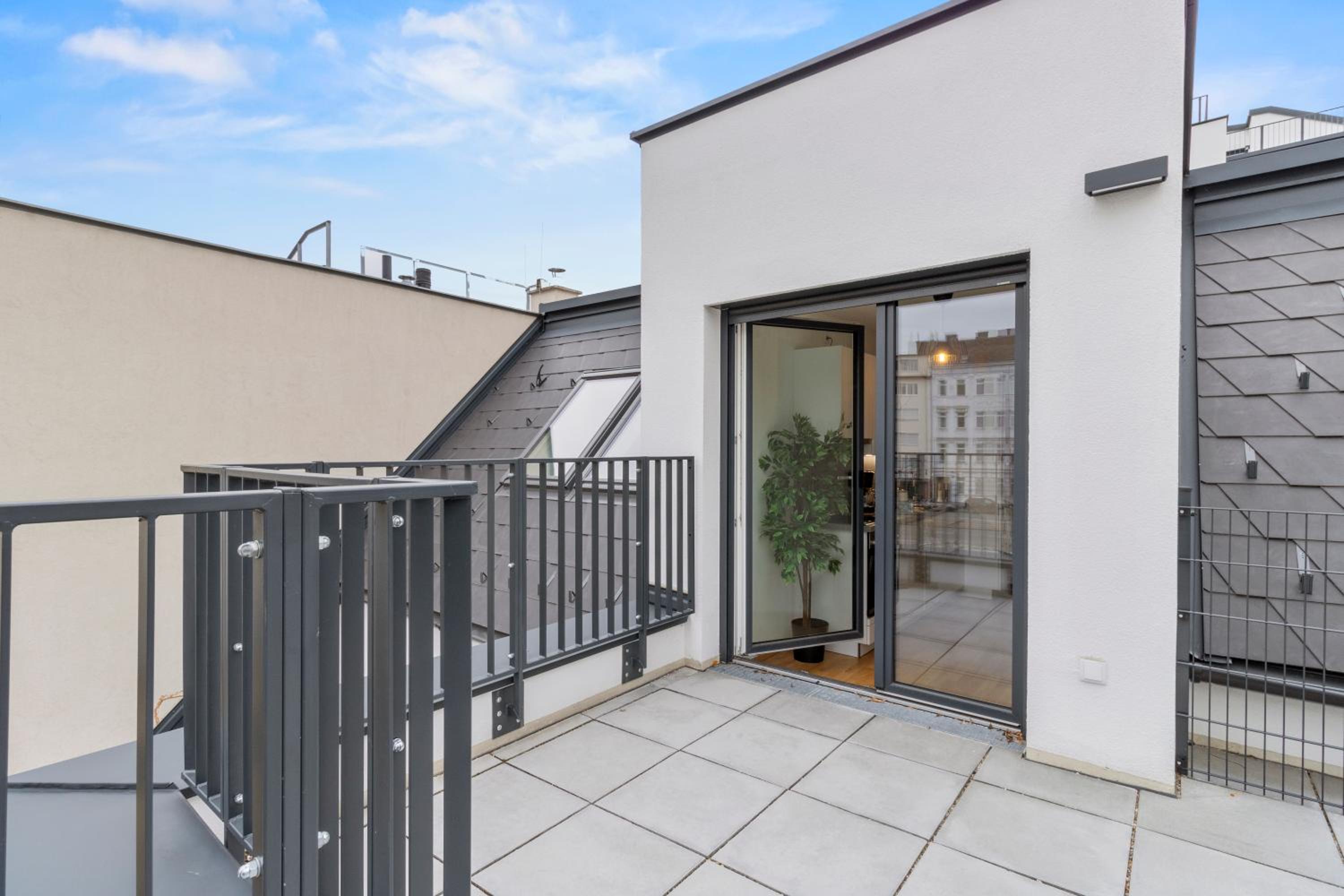 Long Term Stay - Near Klinik Floridsdorf - On-Site Parking for 19,90 Eur