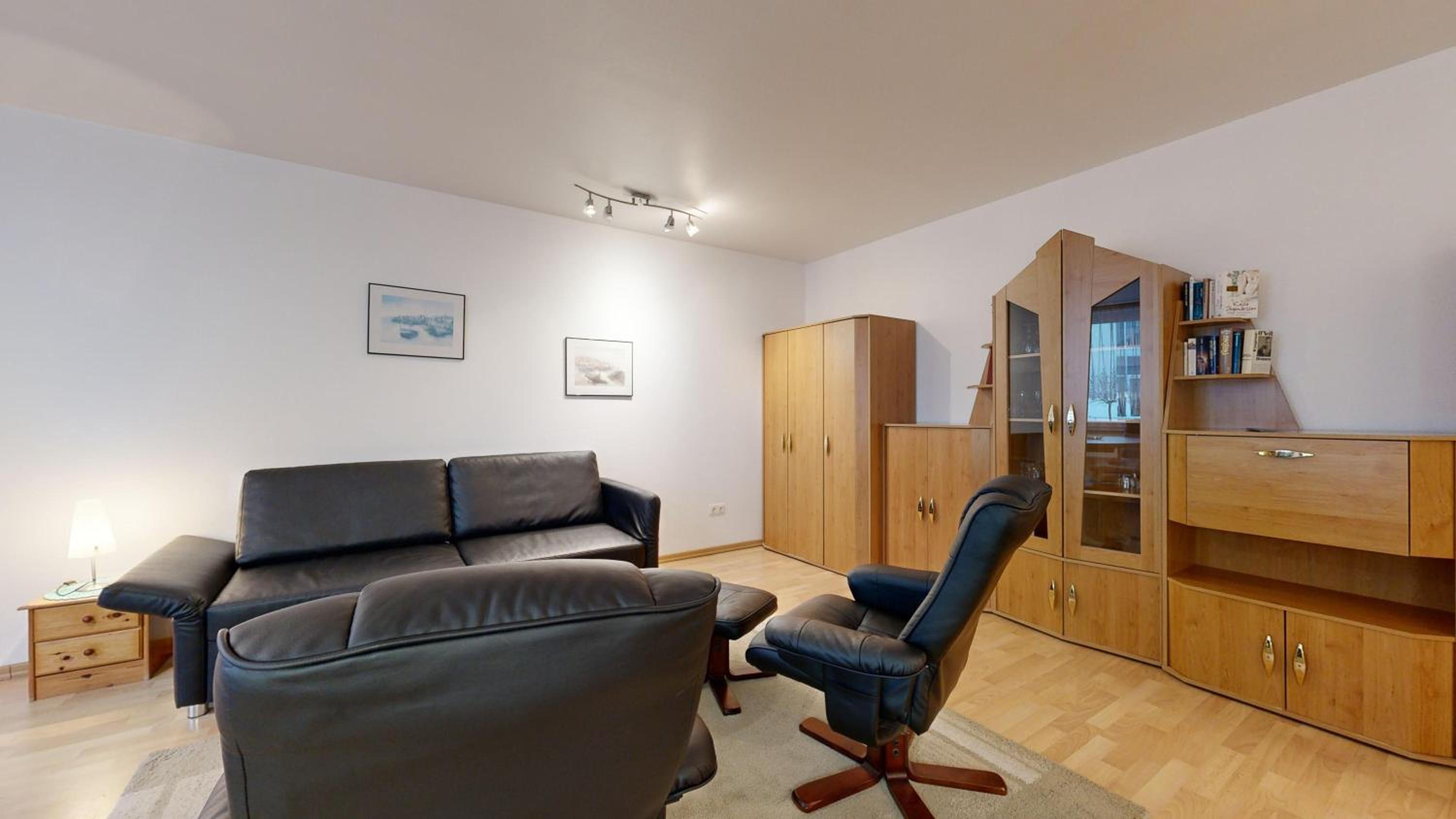 strandnahe FeWo mit Schwimmbad im Haus, a cappella 63, Binz