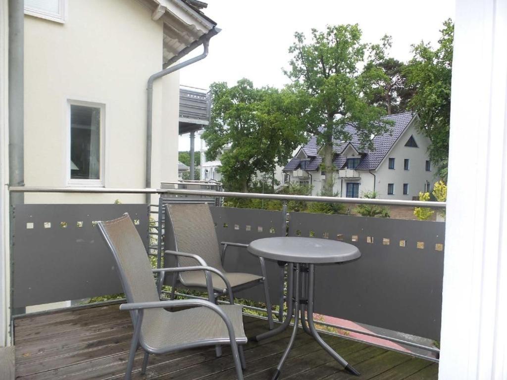 strandnahe FeWo mit Schwimmbad im Haus, a cappella 63, Binz
