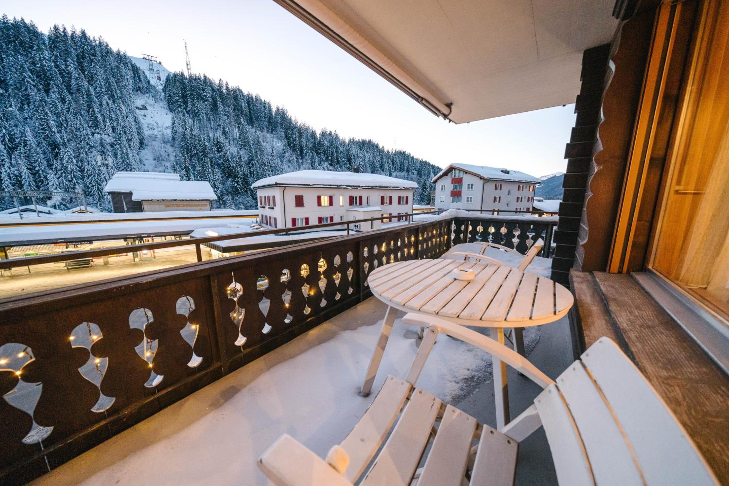 Alpina Apartments