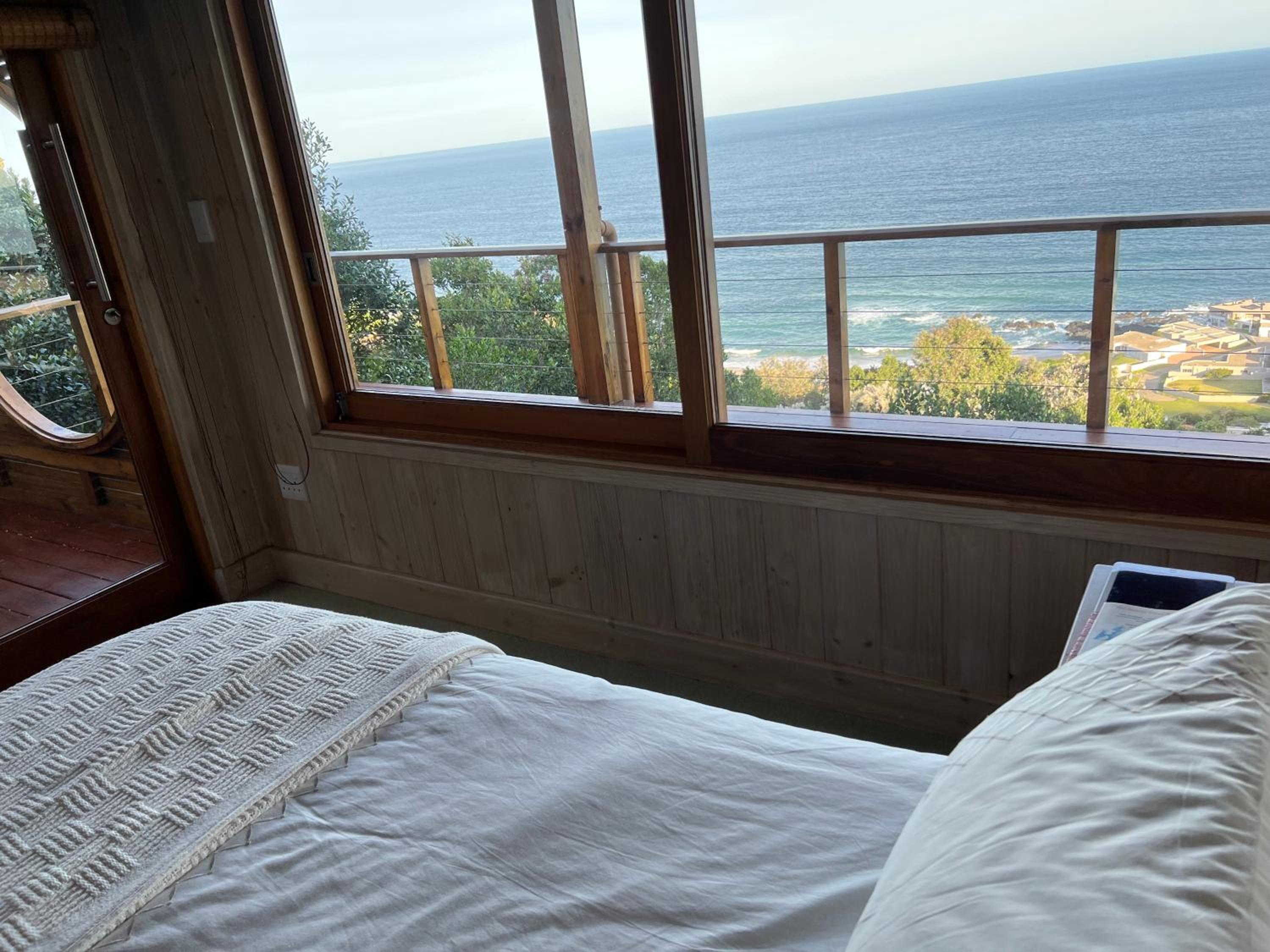 Loerie Lodge view 5