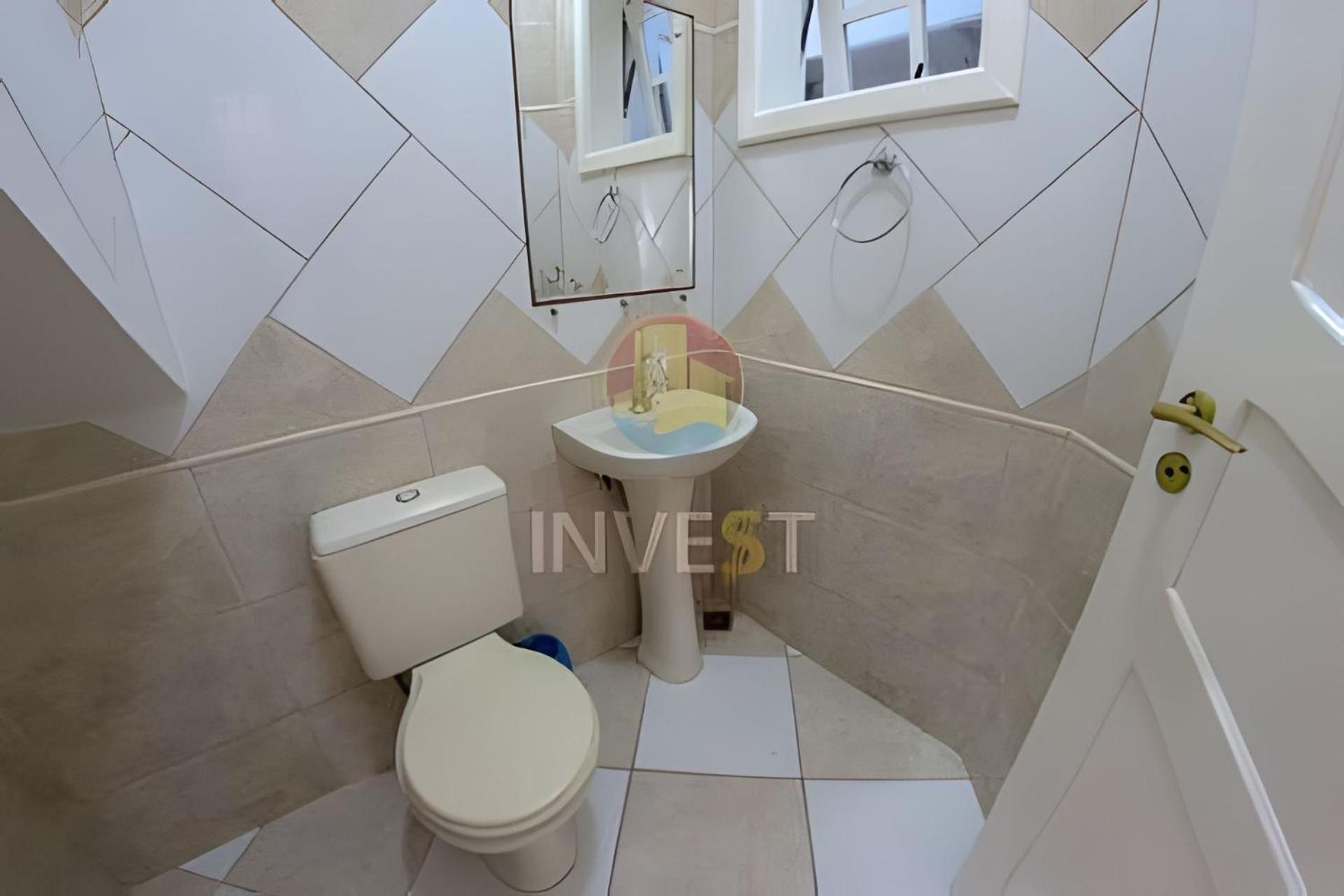 Casa com 04 suítes